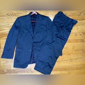 Ungaro paris suit blue w pinstripe great condition coat 39R pants 31x27